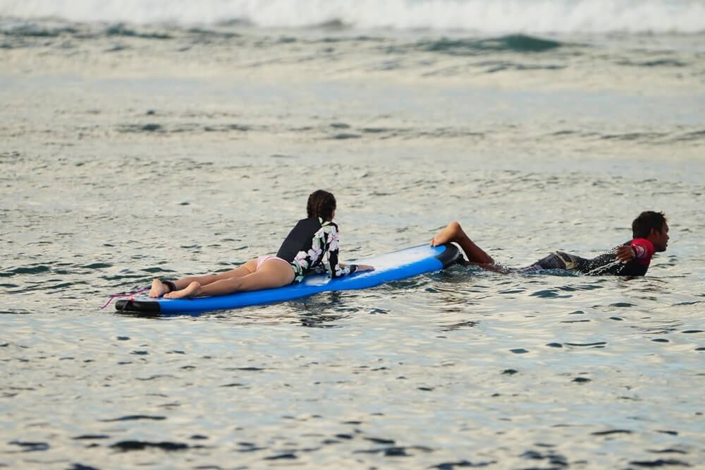 canggu surf lessons